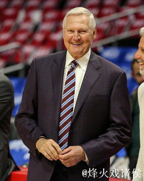 卡特比卢普斯正式进入名人堂 韦斯特第三次进 卡特比卢普斯正式进入名人堂 韦斯特第三次进